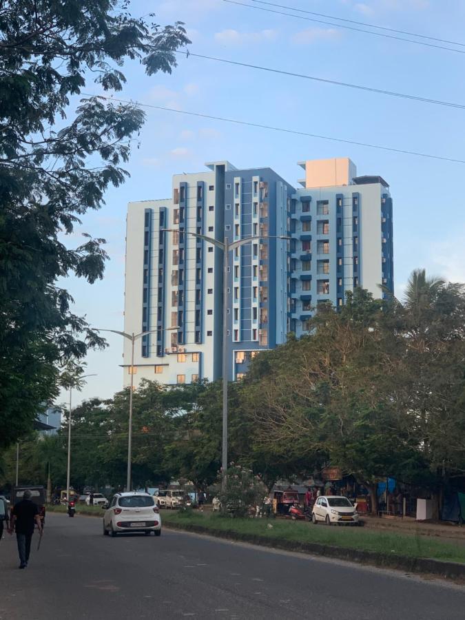 Blueberry Apartments Kochi Eksteriør bilde